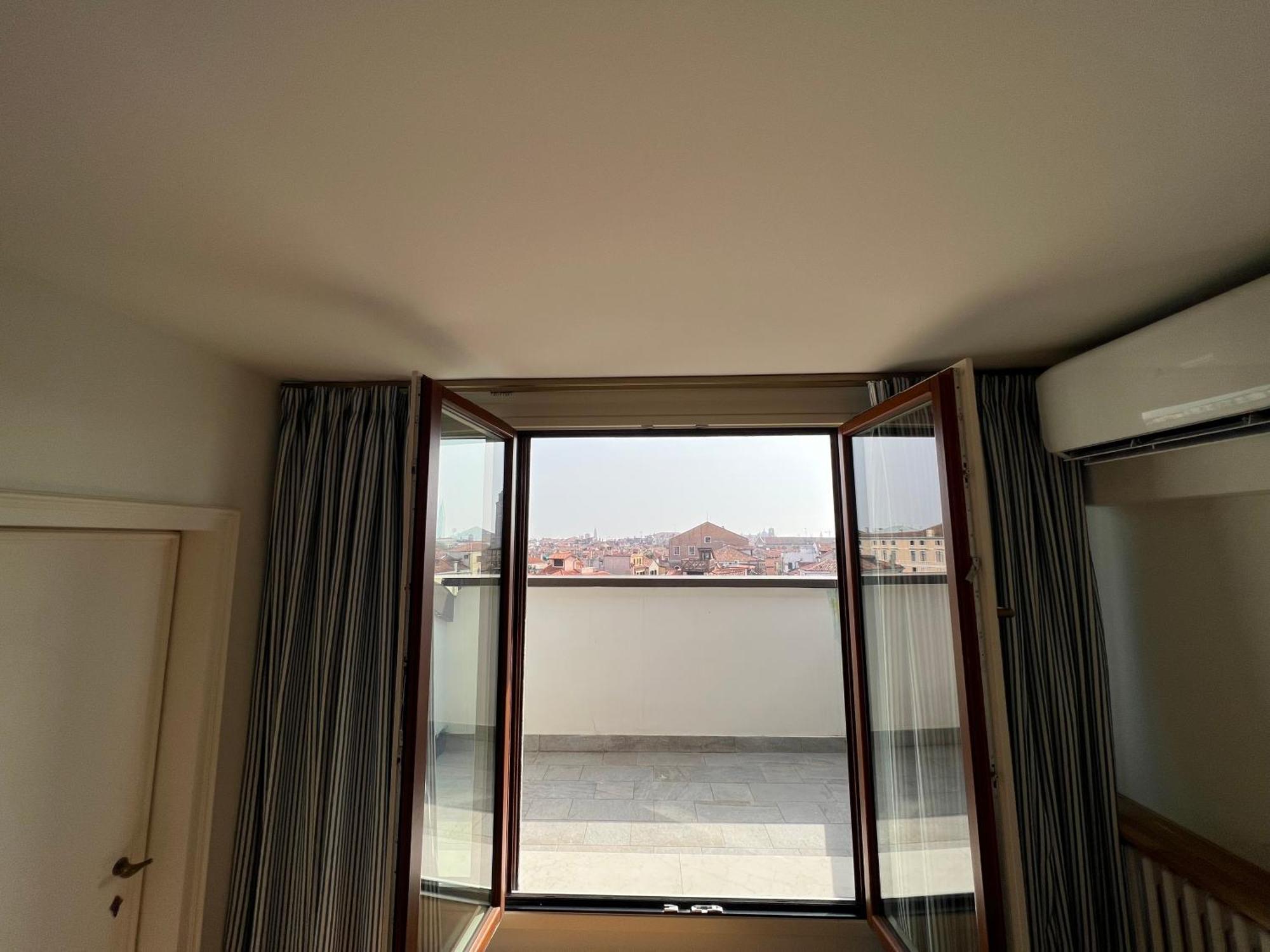 Attico Canal Grande A Palazzo Contarini Corfu Venice Ngoại thất bức ảnh