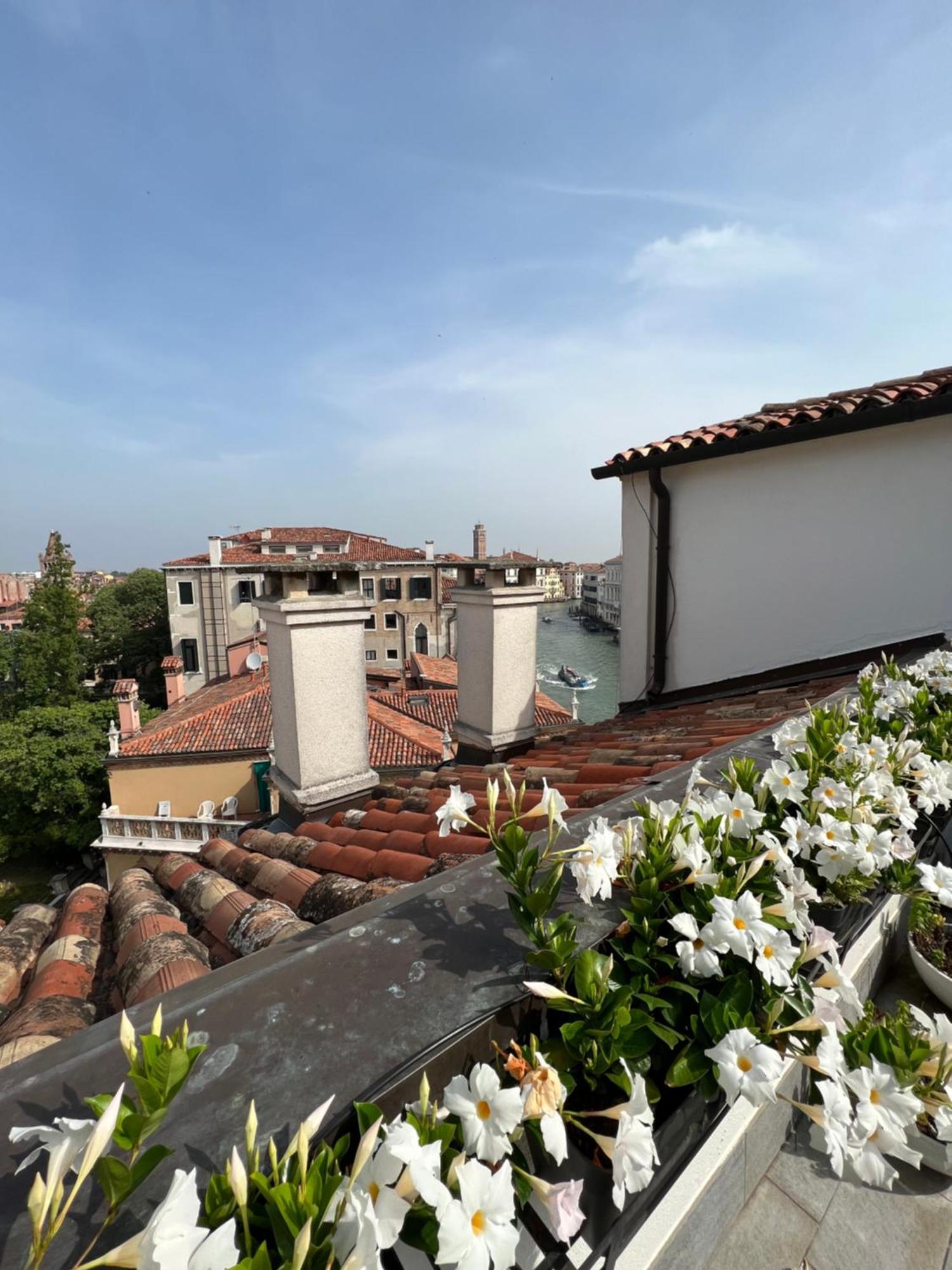 Attico Canal Grande A Palazzo Contarini Corfu Venice Ngoại thất bức ảnh